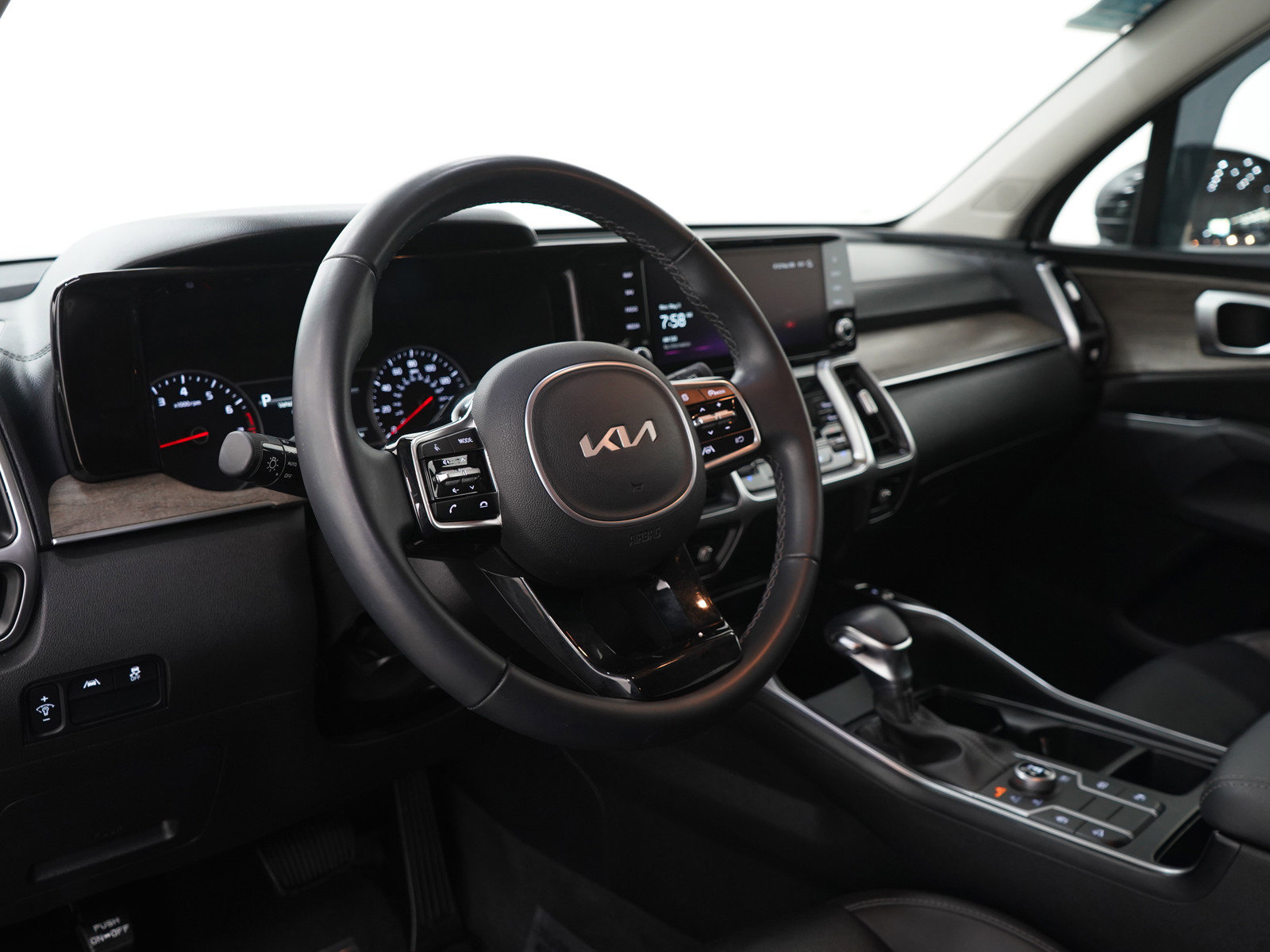 Used 2022 Kia Sorento S AWD/4WD image 24