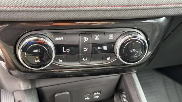 Used 2025 Chevrolet TrailBlazer RS w/ Convenience Package AWD/4WD image 26