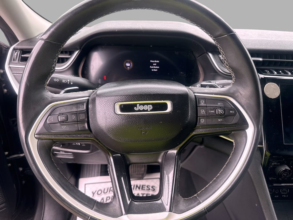 Used 2023 Jeep Grand Cherokee L Laredo w/ Luxury Tech Group I AWD/4WD image 16