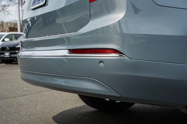 Used 2023 Volvo XC90 B6 Ultimate w/ Lounge Package image 7