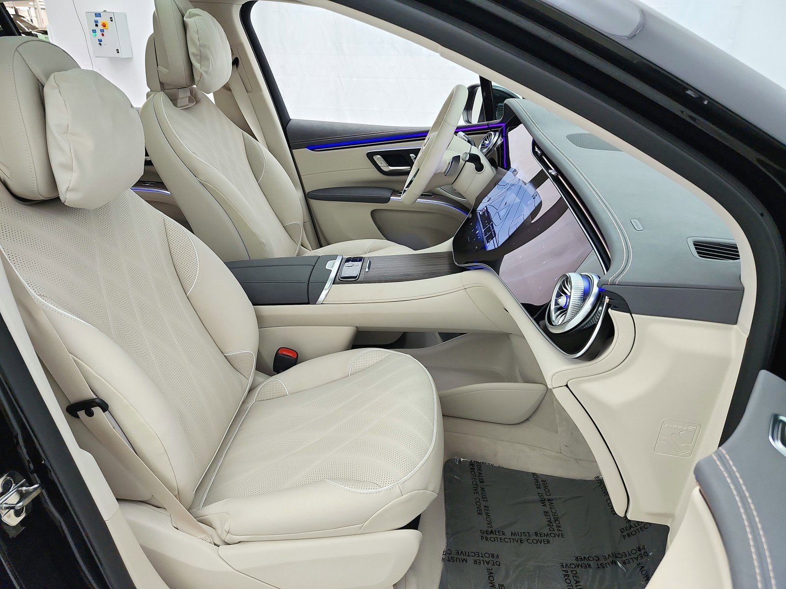 New 2026 Mercedes-Benz EQS 400 4MATIC SUV image 12