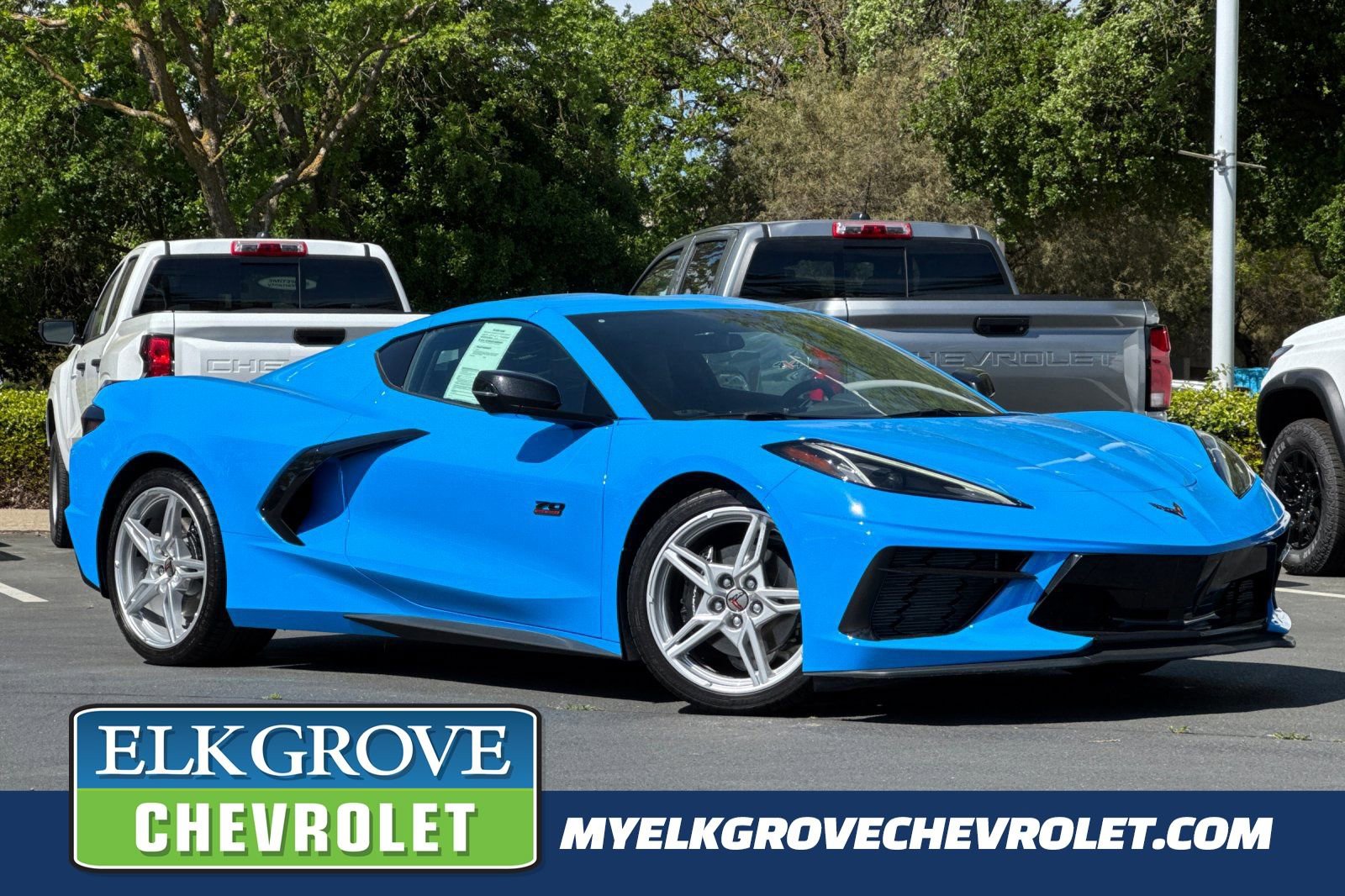 Used 2023 Chevrolet Corvette Stingray Coupe w/ Engine Appearance Package image 1