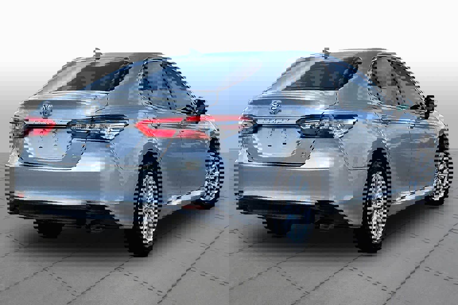 Certified 2020 Toyota Camry LE FWD image 13