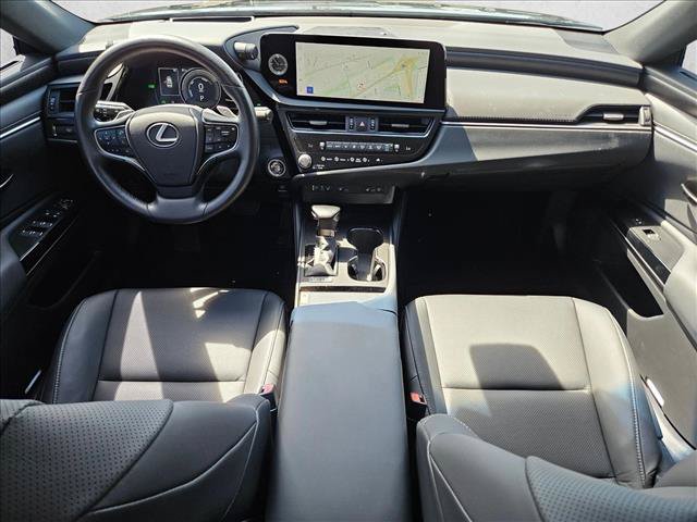 Used 2025 Lexus ES 300h w/ Premium Package FWD image 19