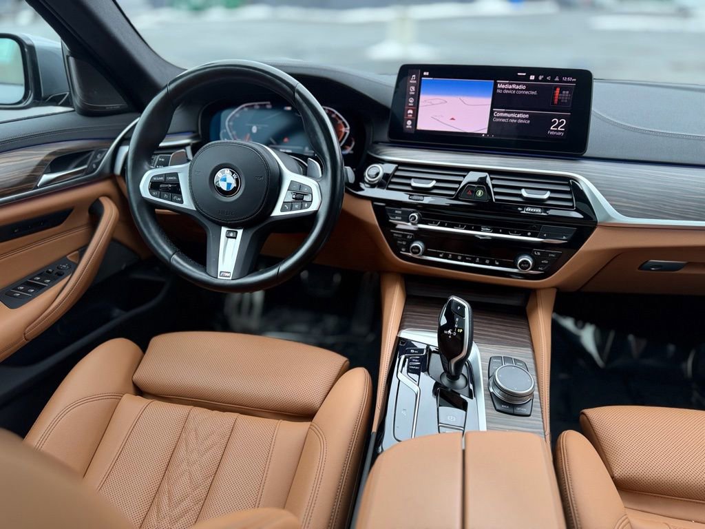 Certified 2023 BMW 540i xDrive w/ M Sport Package image 11