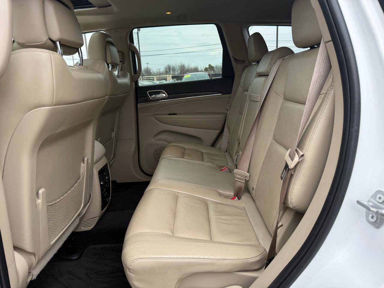 Used 2017 Jeep Grand Cherokee Limited w/ Trailer Tow Group IV image 16