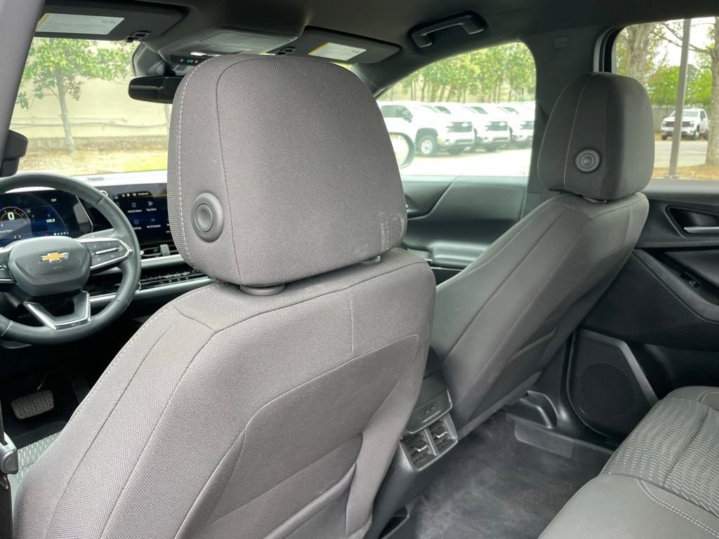 Used 2025 Chevrolet Equinox LT image 27