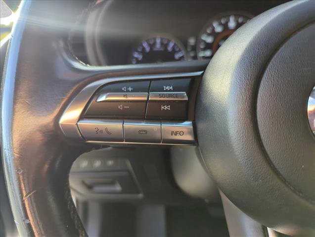 Used 2023 MAZDA MAZDA3 s image 13