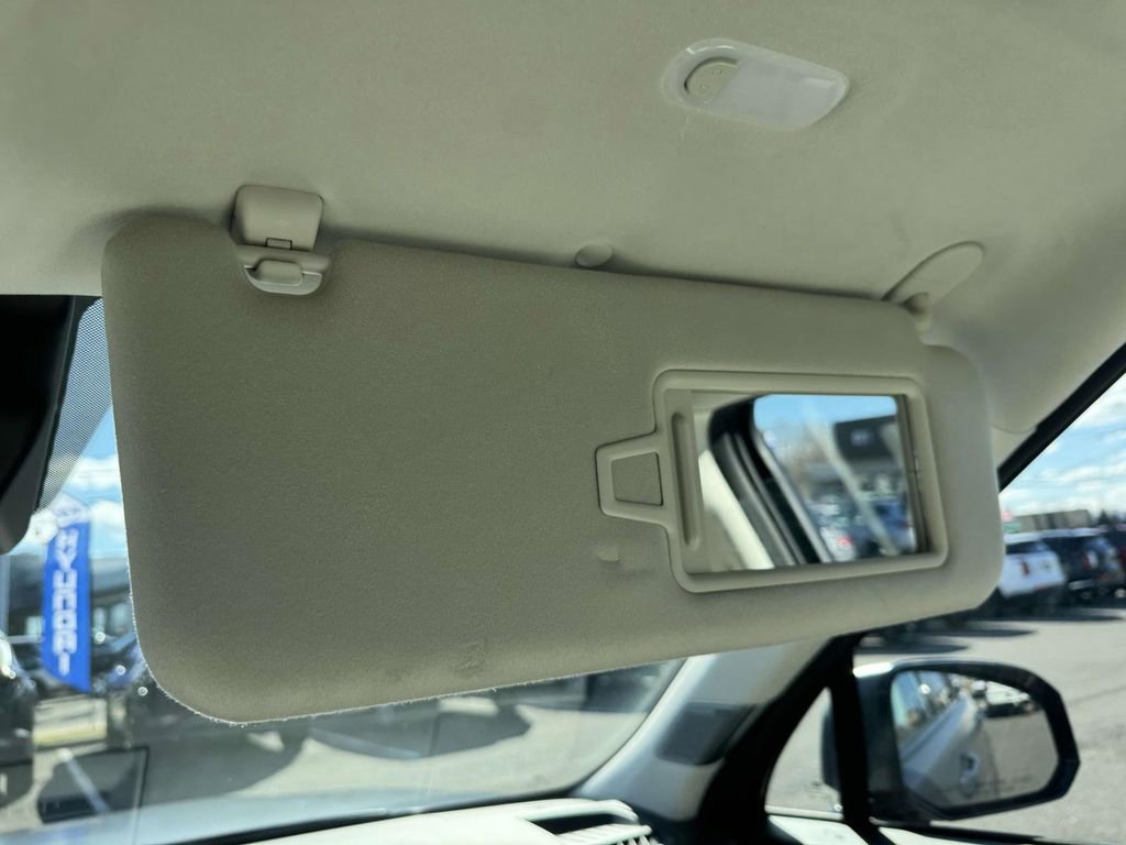 Used 2025 Hyundai Santa Fe Calligraphy image 32