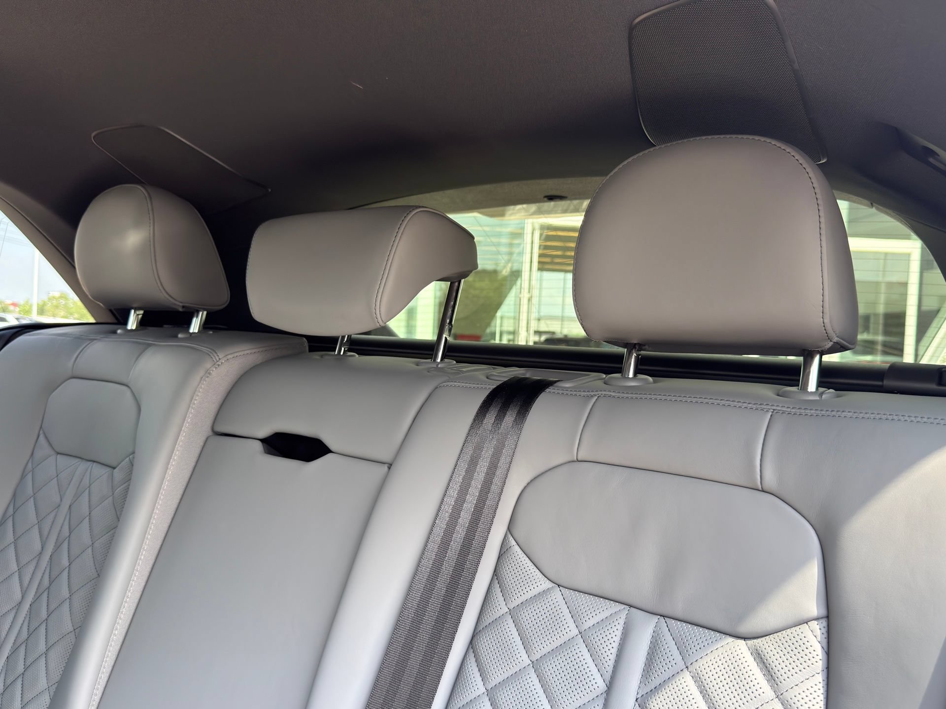 New 2026 Audi SQ8 Premium Plus AWD/4WD image 36