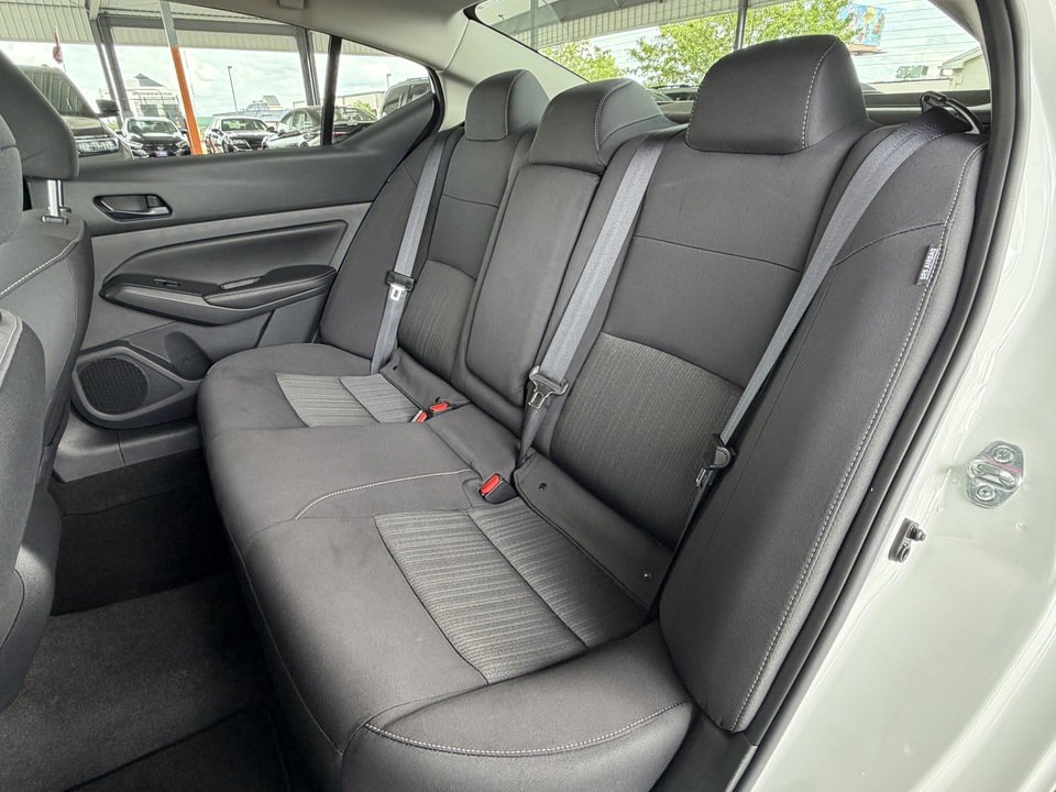 Used 2025 Nissan Altima 2.5 SV w/ SV Premium Package AWD/4WD image 25