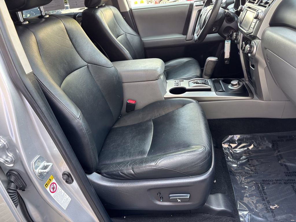 Used 2013 Toyota 4Runner SR5 w/ Premium Pkg AWD/4WD image 37