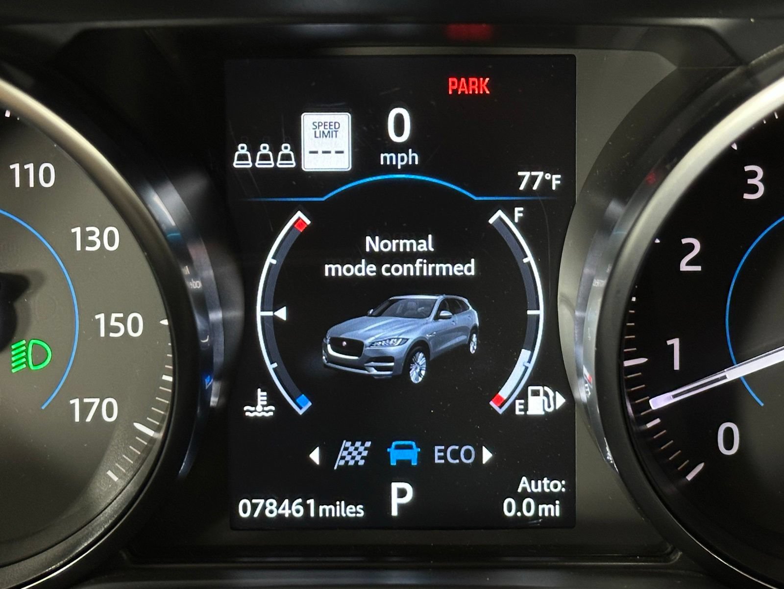 Used 2020 Jaguar F-PACE Premium AWD/4WD image 28
