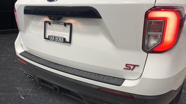 Used 2020 Ford Explorer ST w/ ST Street Pack AWD/4WD image 42