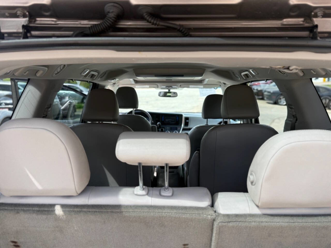 Used 2017 Toyota Sienna XLE Premium w/ Protection Package AWD/4WD image 14