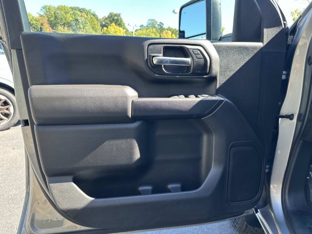 Used 2024 Chevrolet Silverado 2500 Custom w/ Custom Value Package AWD/4WD image 15