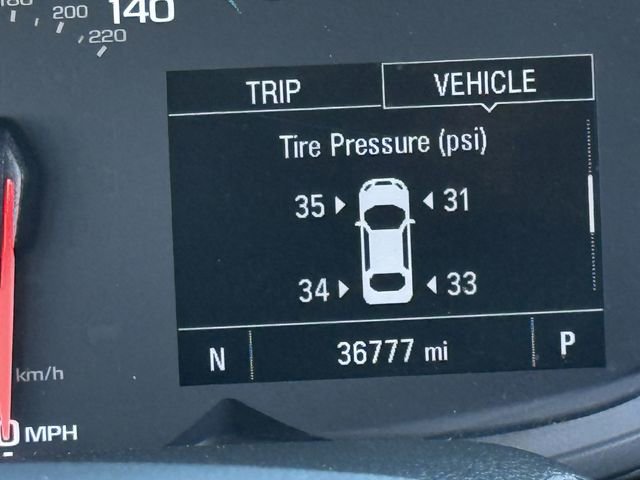 Used 2021 Chevrolet Trax LT w/ LT Convenience Package image 17