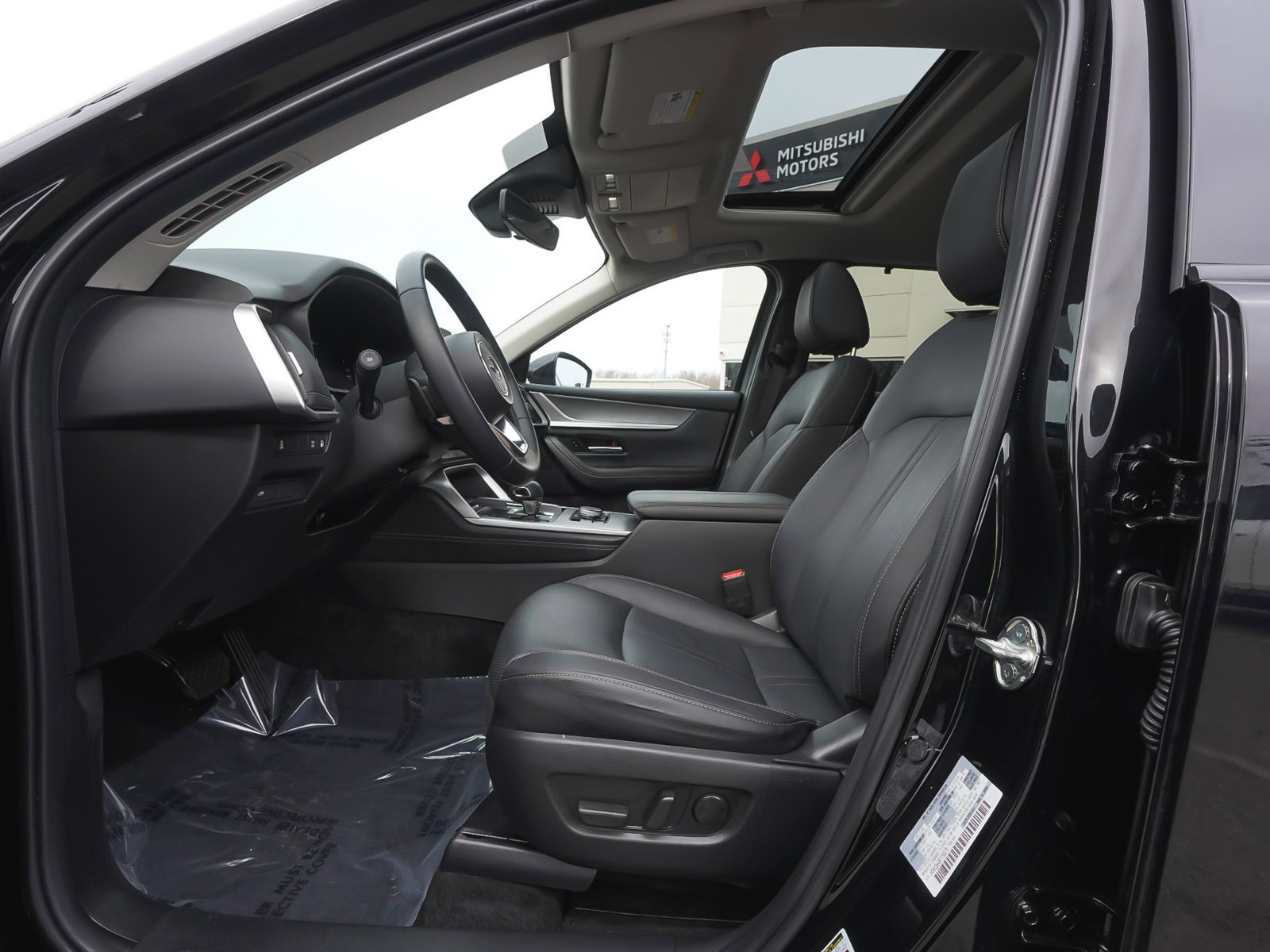 Used 2024 MAZDA CX-90 Plug-In Hybrid w/ Preferred image 32