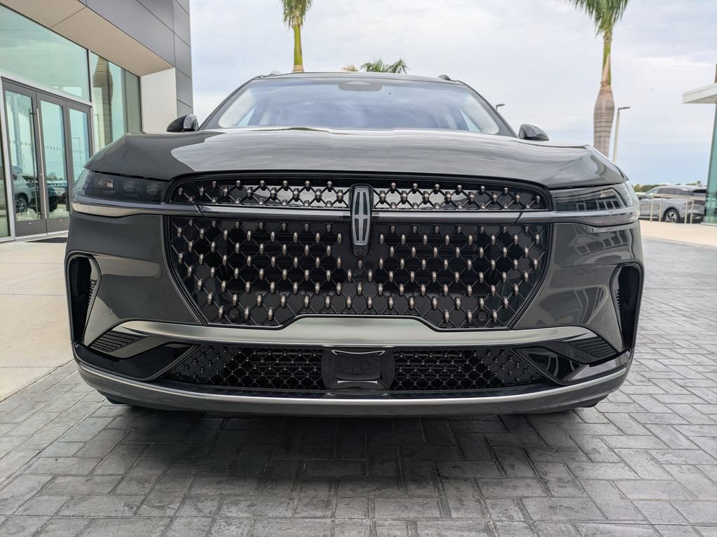 Certified 2024 Lincoln Nautilus Black Label AWD/4WD image 10