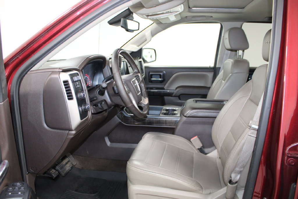 Used 2016 GMC Sierra 1500 Denali w/ Enhanced Driver Alert Package AWD/4WD image 24