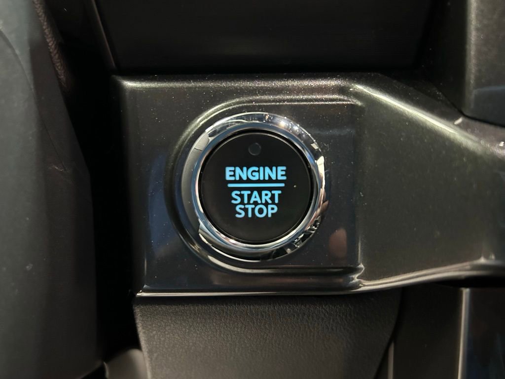 Used 2022 Ford F150 XLT w/ Equipment Group 302A High image 14