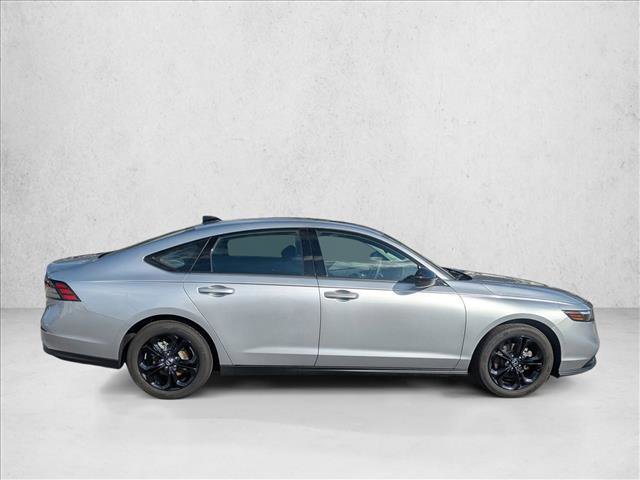 Used 2025 Honda Accord SE image 4