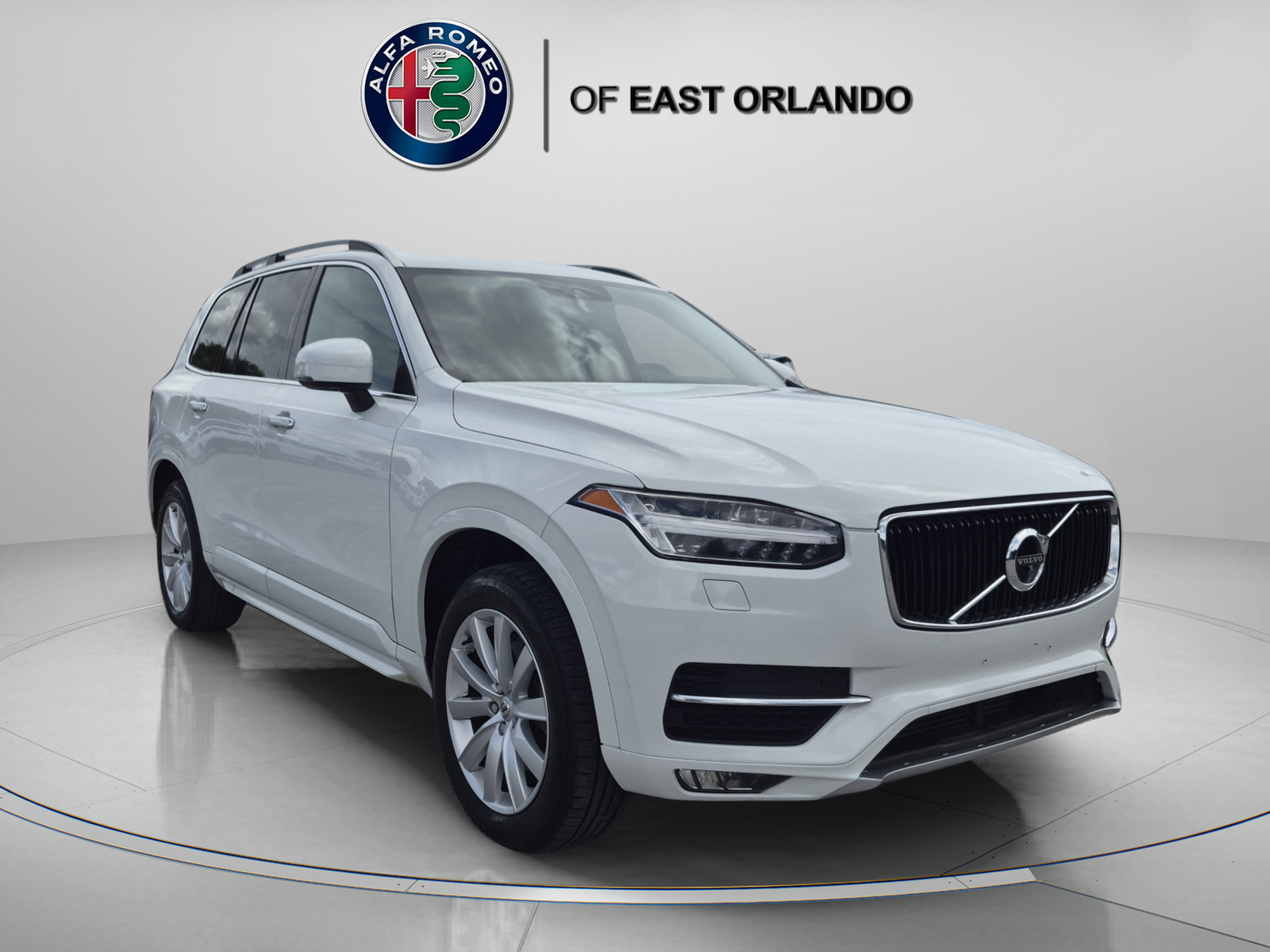 Used 2017 Volvo XC90 T6 Momentum w/ Vision Package