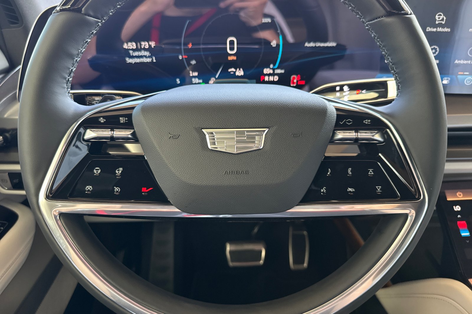 New 2027 Cadillac Vistiq Luxury w/ LPO, Floor Liner Package AWD/4WD image 24