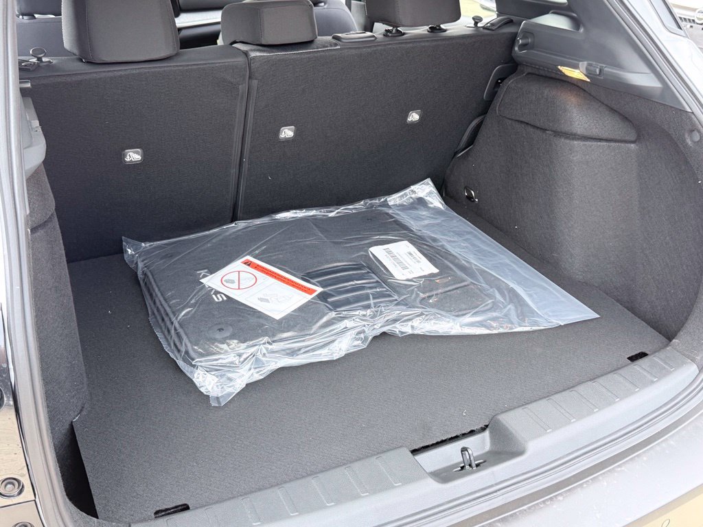 New 2026 Nissan Kicks SV w/ Cold Weather Package AWD/4WD image 24