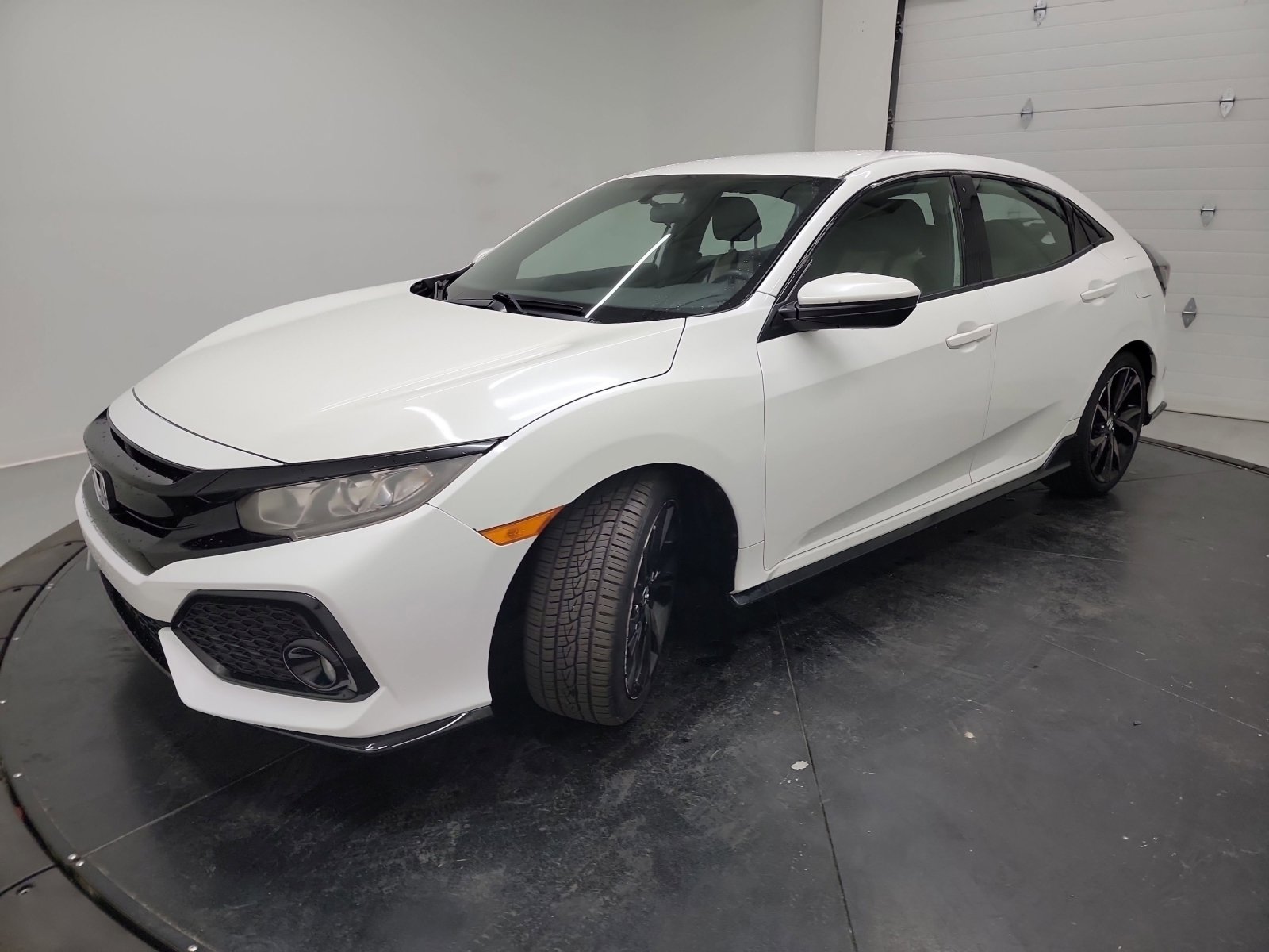 Used 2018 Honda Civic Sport image 3
