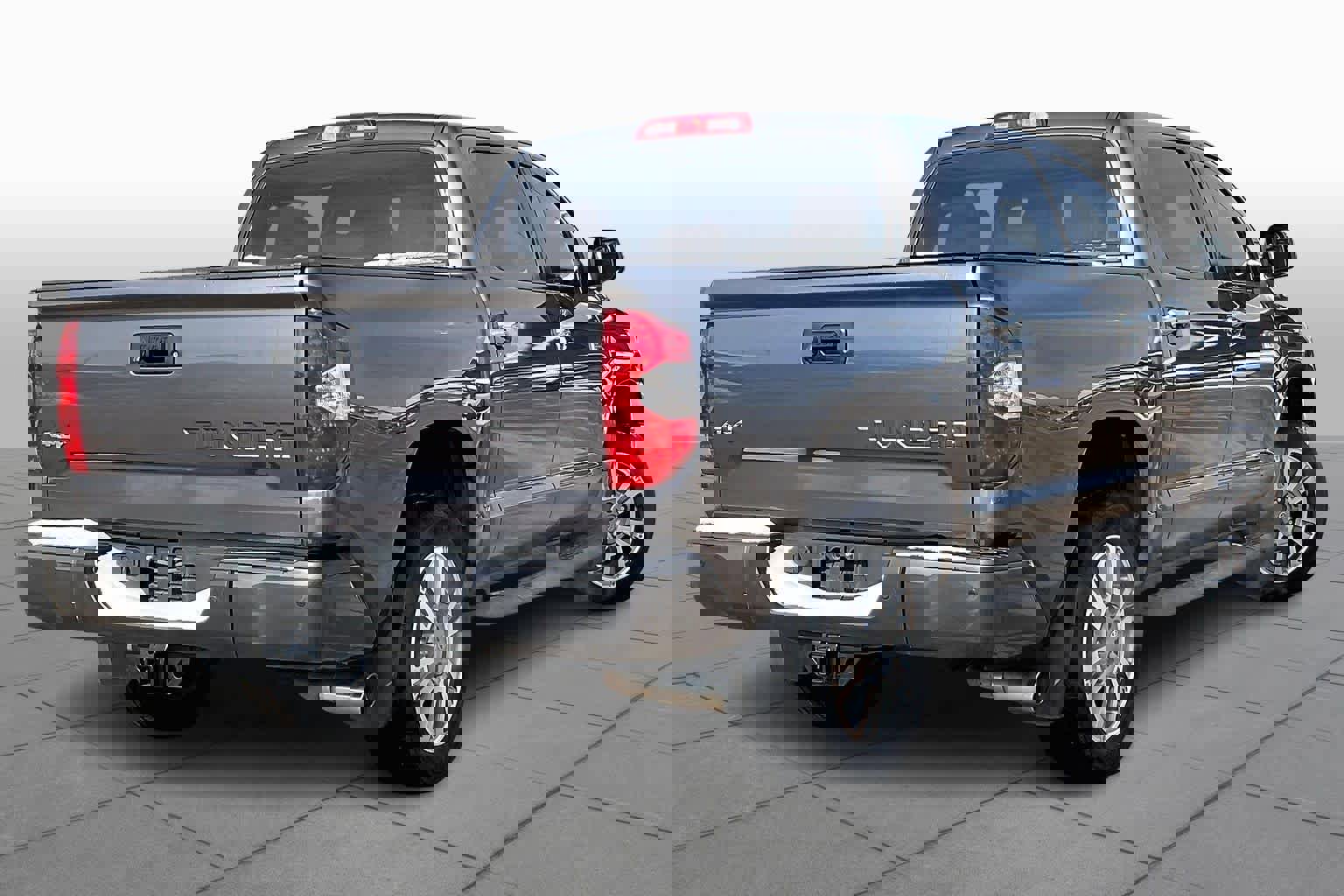 Used 2014 Toyota Tundra 1794 Edition image 14