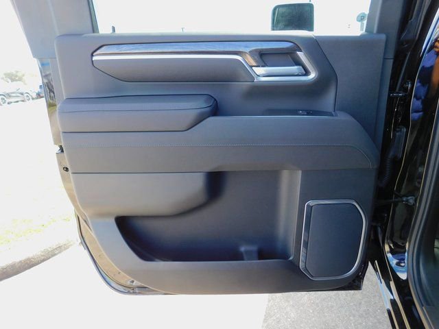 New 2026 Chevrolet Silverado 3500 LTZ w/ LTZ Plus Package image 15