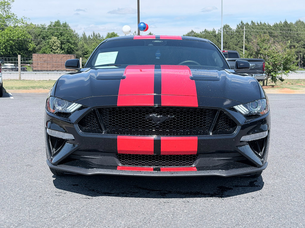 Used 2021 Ford Mustang GT RWD image 3