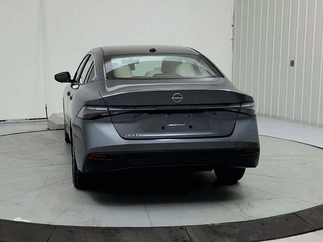 New 2026 Nissan Sentra SL w/ Floor Mat Package image 6