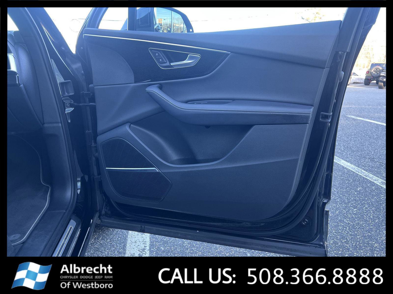 Used 2025 Audi Q7 3.0T Premium Plus image 23