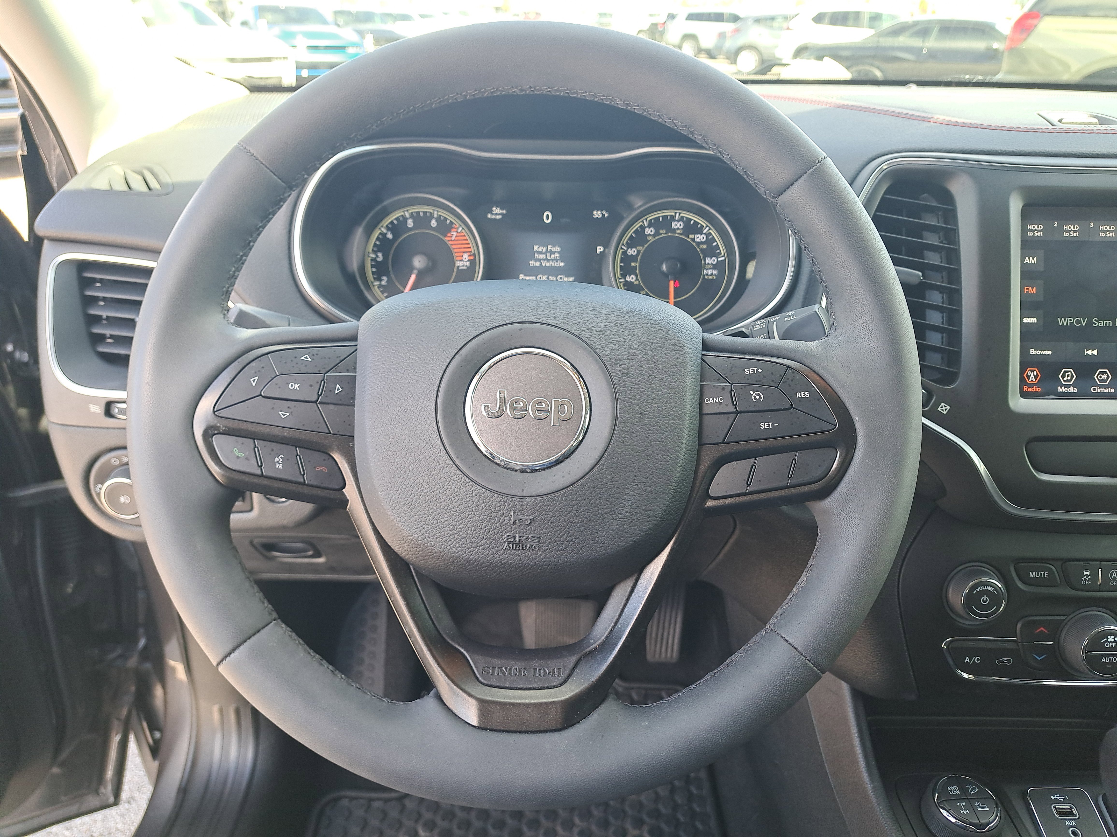 Used 2022 Jeep Cherokee Trailhawk w/ Premium Leather Package image 17