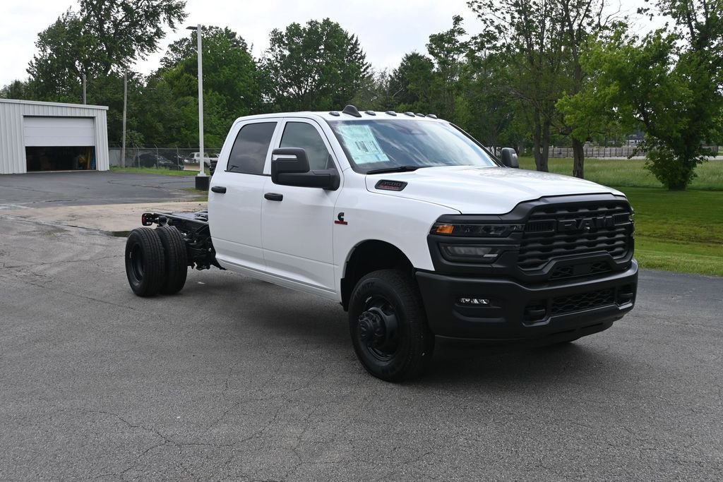 New 2026 RAM 3500 Tradesman AWD/4WD image 8