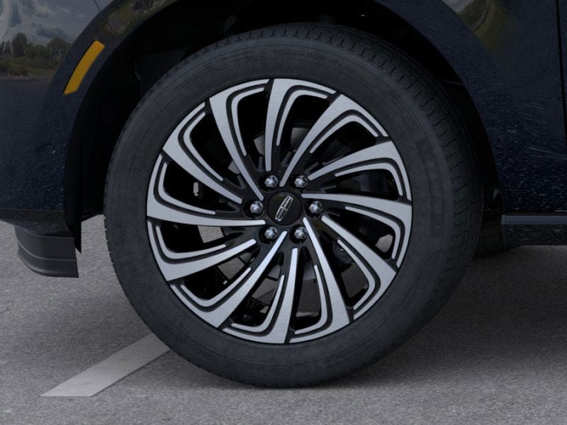 New 2026 Lincoln Navigator L Black Label AWD/4WD image 19
