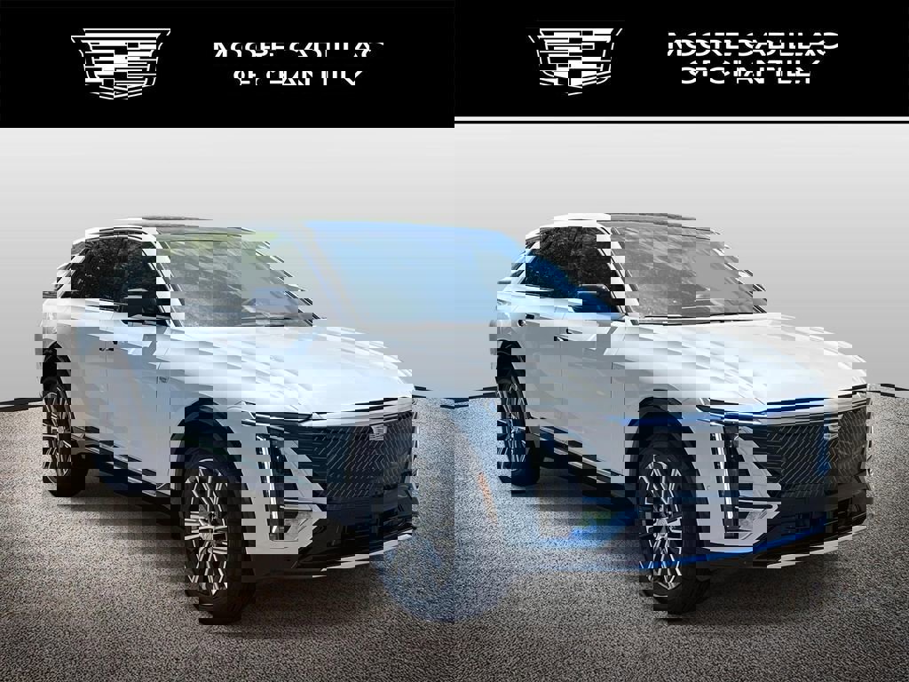 New 2025 Cadillac Lyriq Luxury