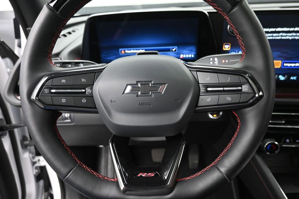 Used 2025 Chevrolet Traverse RS AWD/4WD image 21