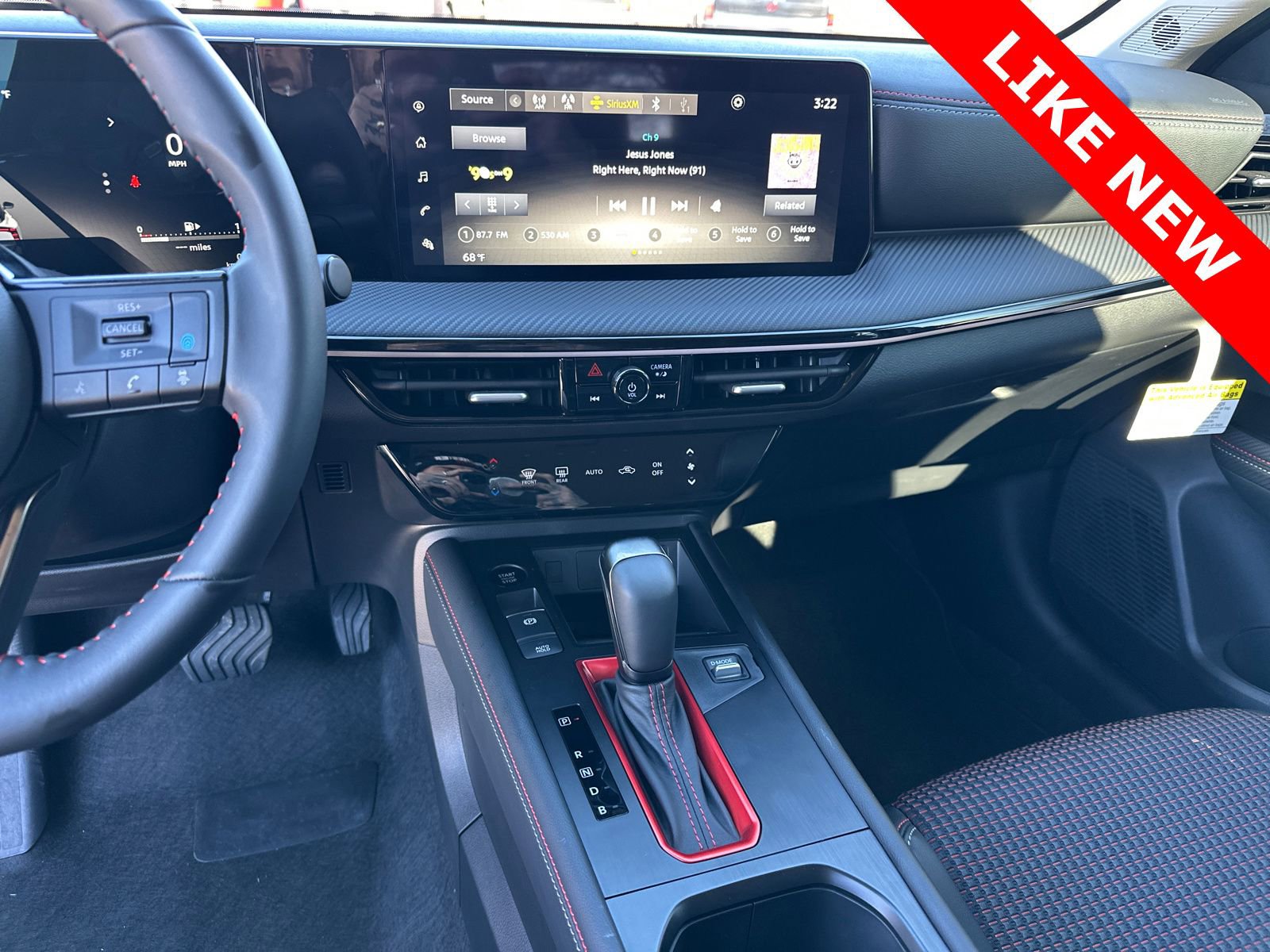 Certified 2025 Nissan Kicks SR image 28