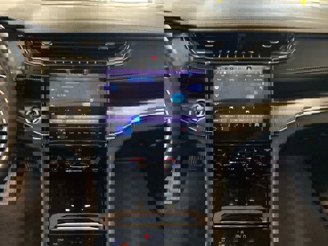 Used 2023 Jeep Grand Cherokee L Limited w/ Black Appearance Package image 25