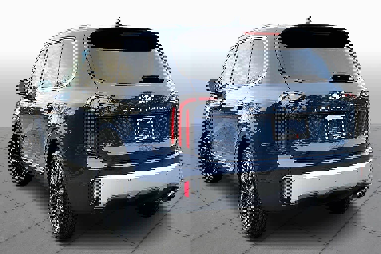 Used 2023 Kia Telluride SX image 12