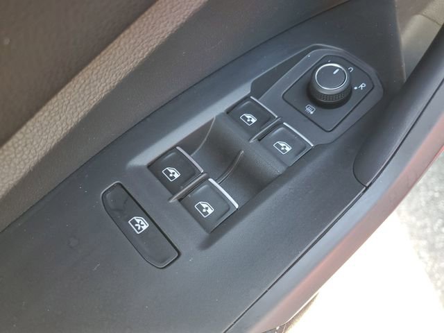 Used 2024 Volkswagen Jetta SEL FWD image 14