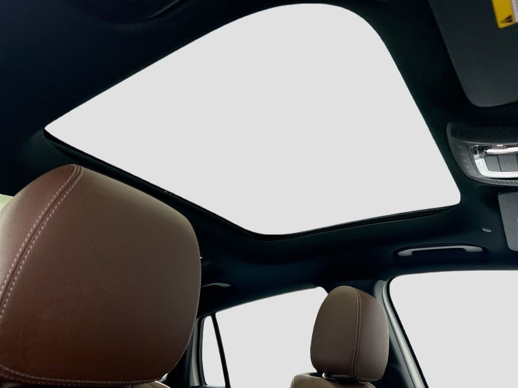 New 2026 Mercedes-Benz GLA 35 AMG 4MATIC image 17