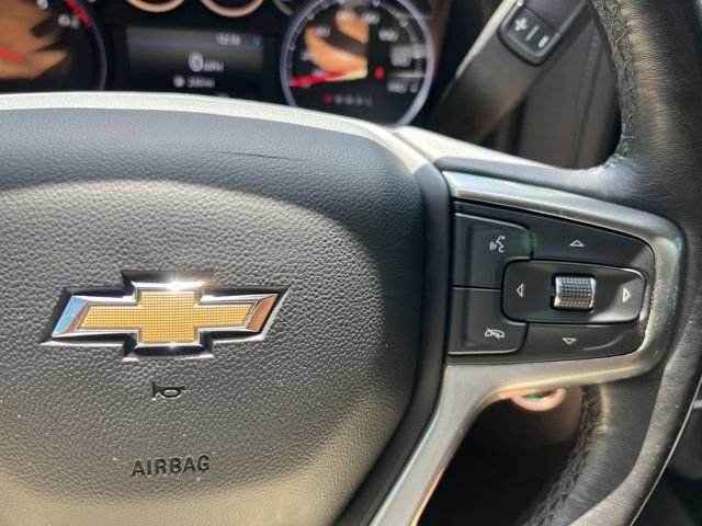 Used 2022 Chevrolet Silverado 1500 LT AWD/4WD image 33