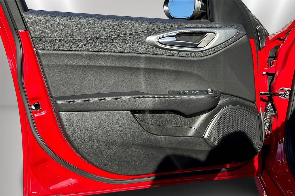 Used 2024 Alfa Romeo Giulia Ti image 20