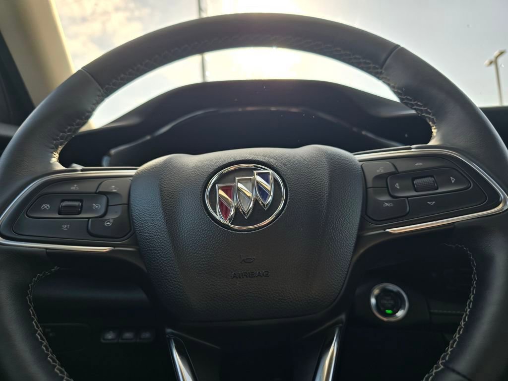 Used 2023 Buick Envision Avenir AWD/4WD image 23