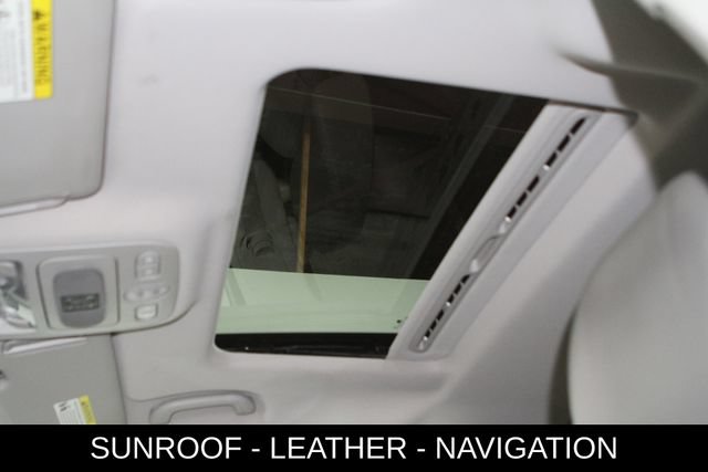Used 2014 Kia Sedona EX w/ Navigation Package FWD image 20