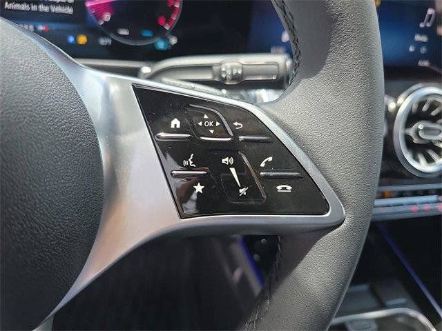 Used 2026 Mercedes-Benz GLB 250 4MATIC image 35